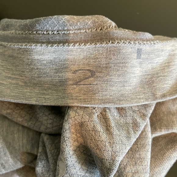 Lululemon In The Flow Crop Size 2 - Picture 6 of 6